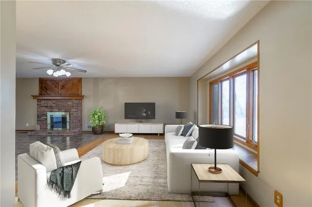 $245,000 | 16100 East 41st Street South, Independence, MO 64055