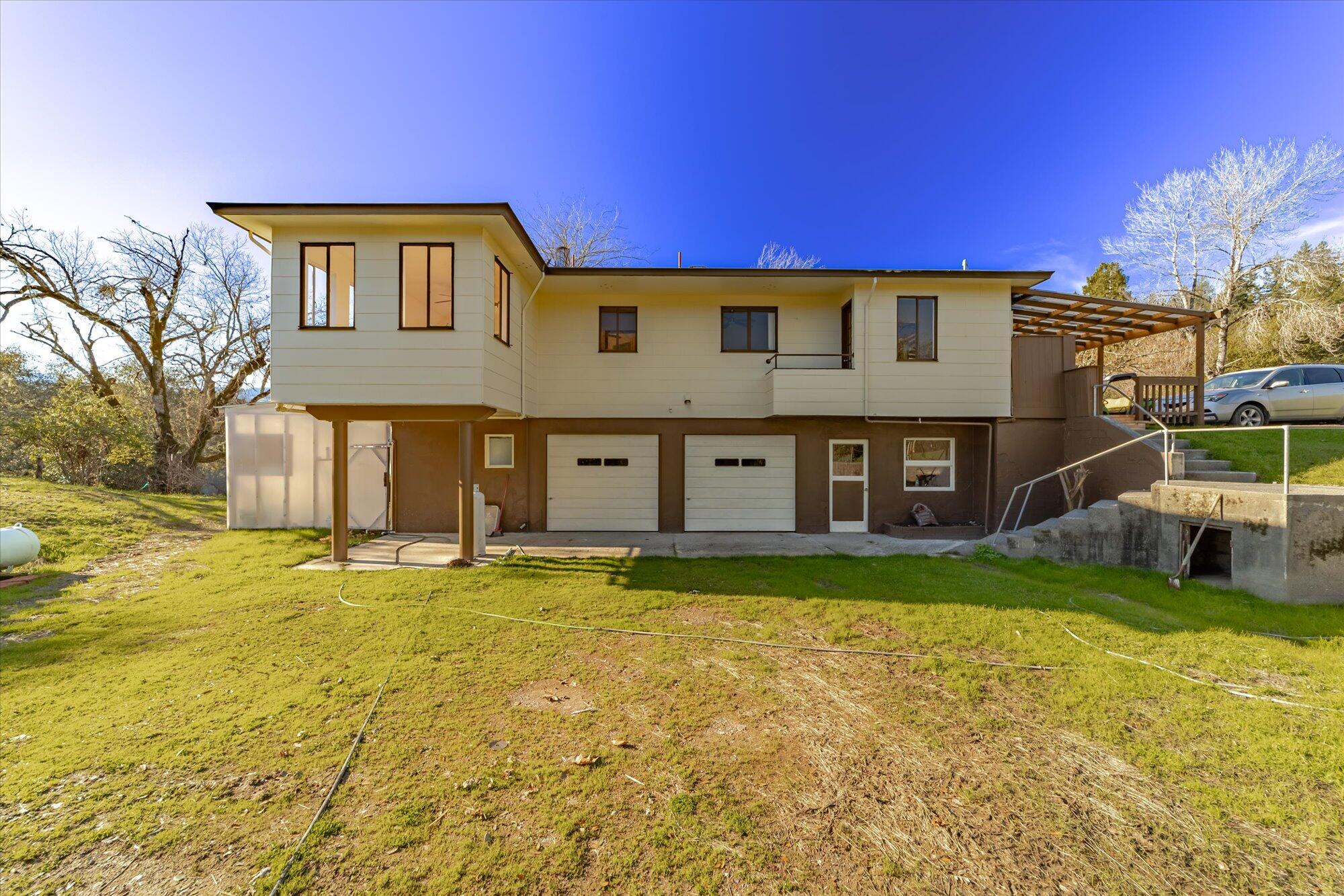 9198 Fort Seward Road Blocksburg, CA 95514 - Photo 4 of 62