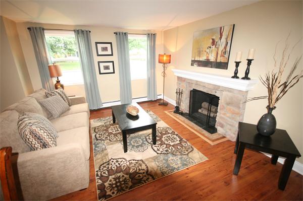 31 Wethersfield Road Natick, MA 01760 - Photo 4 of 20