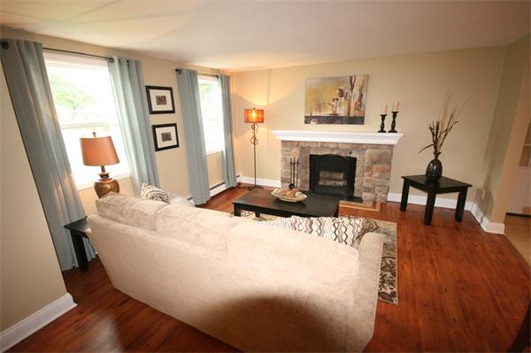 31 Wethersfield Road Natick, MA 01760 - Photo 5 of 20