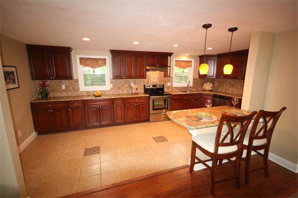 31 Wethersfield Road Natick, MA 01760 - Photo 6 of 20