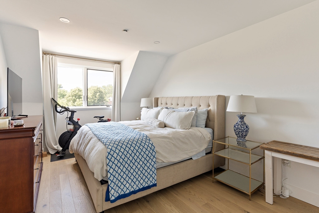 65 Chelsea Street, Unit 403 Boston, MA 02129 - Photo 7 of 17