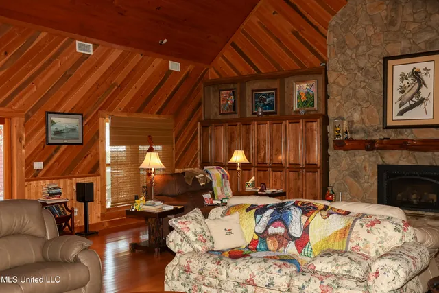 $1,075,000 | 24203 Bilbo Road, Vancleave, MS 39565