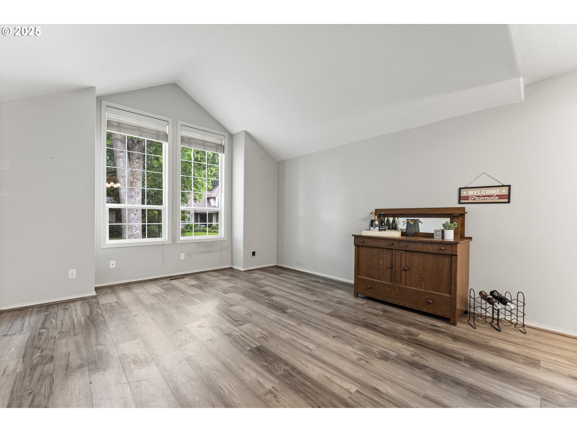 28542 Southwest Meadows Loop Wilsonville, OR 97070 - Photo 14 of 35 Gallery Image 14
