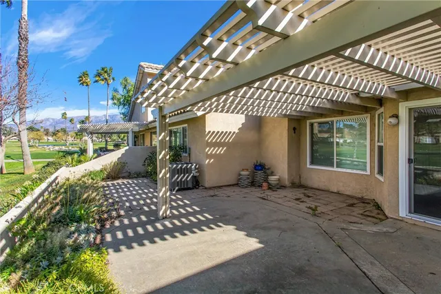 $365,000 | 815 Hogan Avenue, Banning, CA 92220