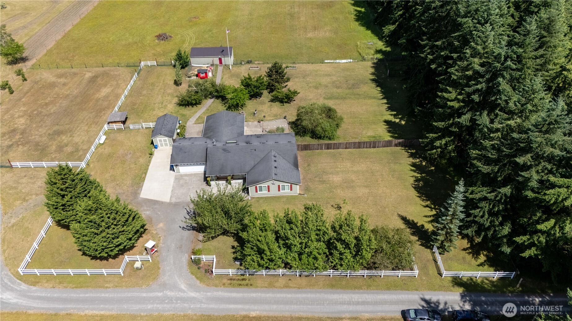 10548 179th Avenue Southwest Rochester, WA 98579 - Photo 3 of 36