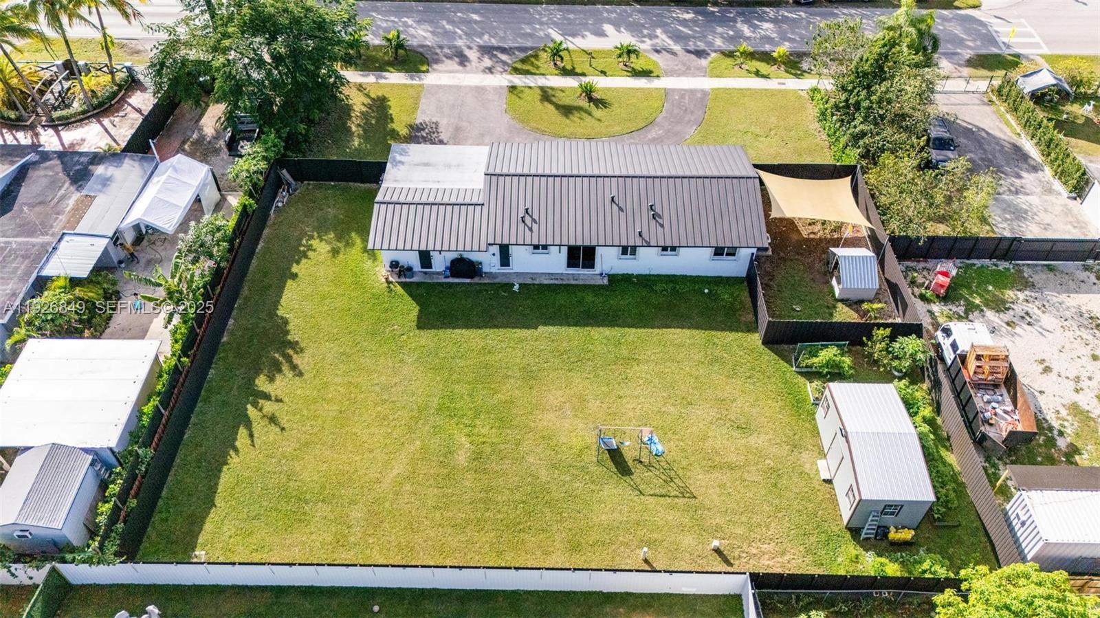 1125 Northwest 15th Street Homestead, FL 33030 - Photo 6 of 31