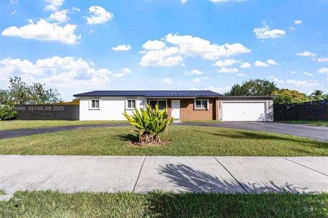 $640,000 | 1125 Northwest 15th Street, Homestead, FL 33030