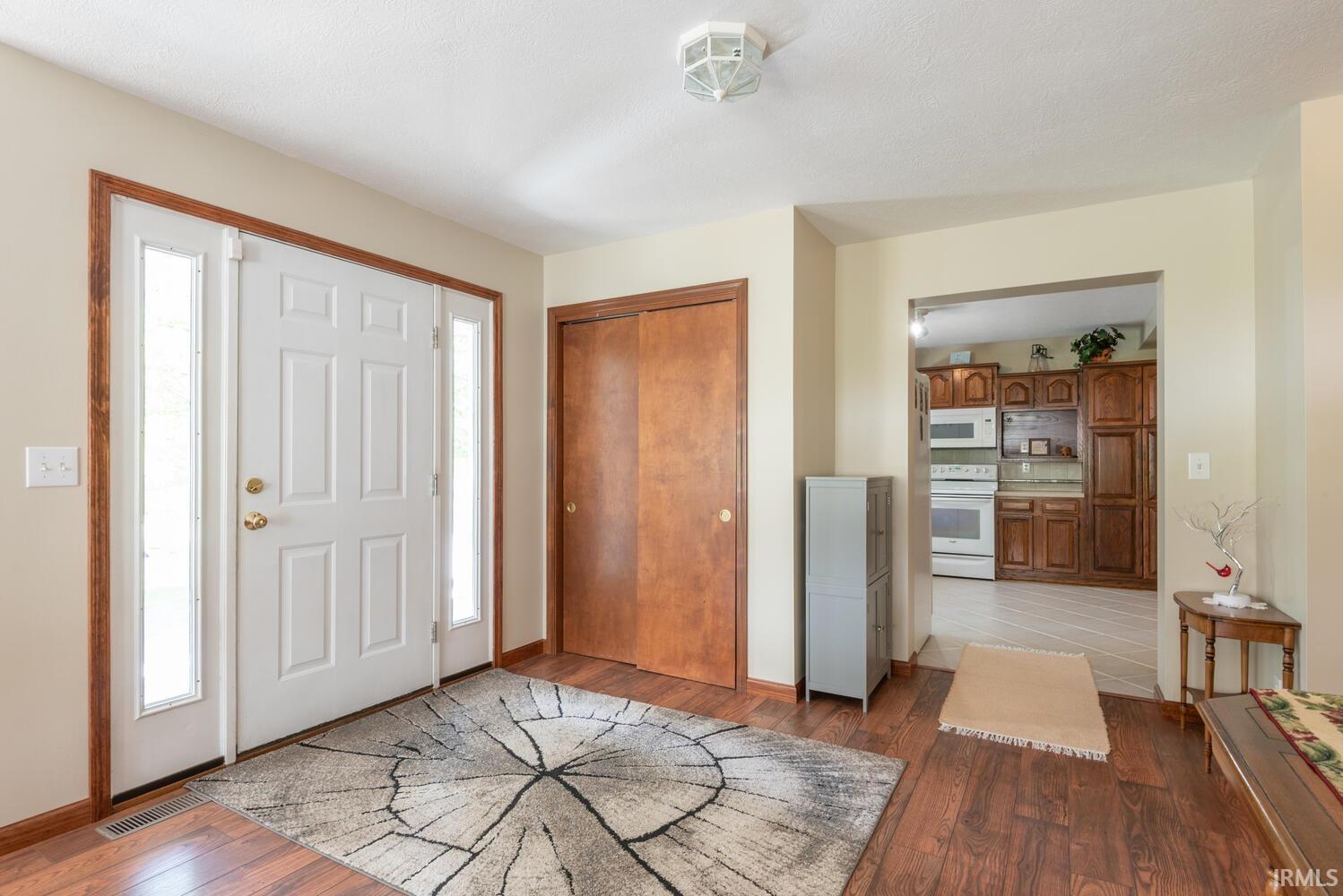 8115 South Strain Ridge Road Bloomington, IN 47401 - Photo 8 of 50 Gallery Image 8