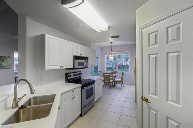 $589,000 | 3278 Twilight Lane, Unit 5903, Naples, FL 34109