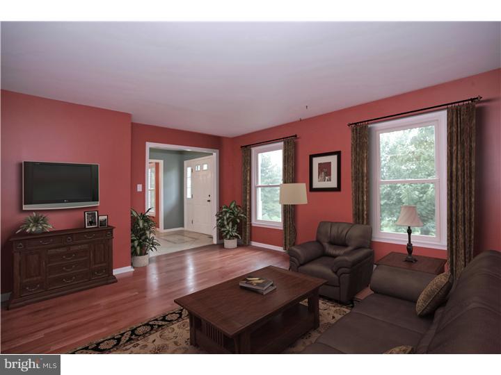 602 Rosedale Road Kennett Square, PA 19348 - Photo 9 of 23 Living Room