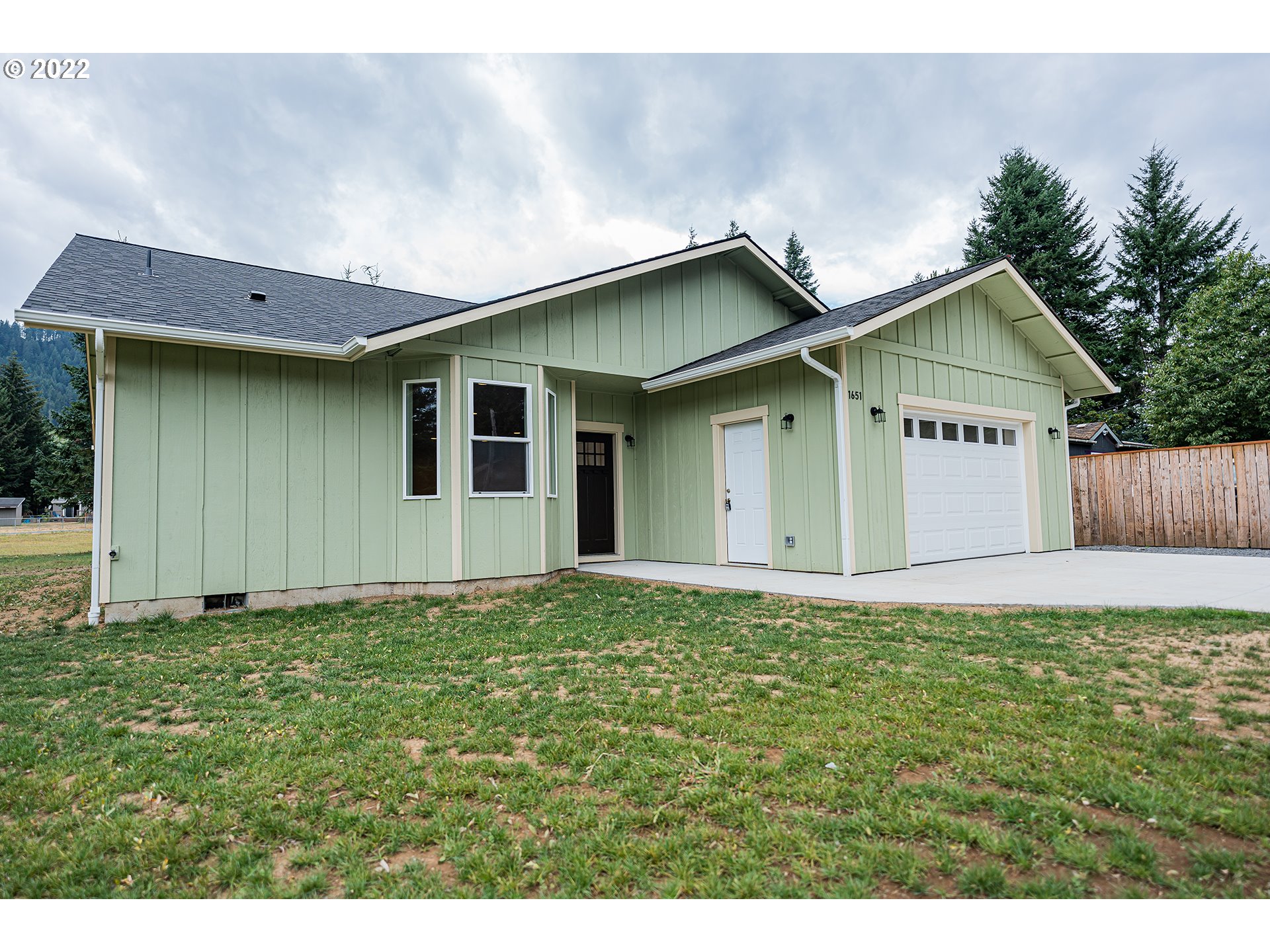 1651 Metzger Road Carson, WA 98610 - Photo 3 of 25 Exterior