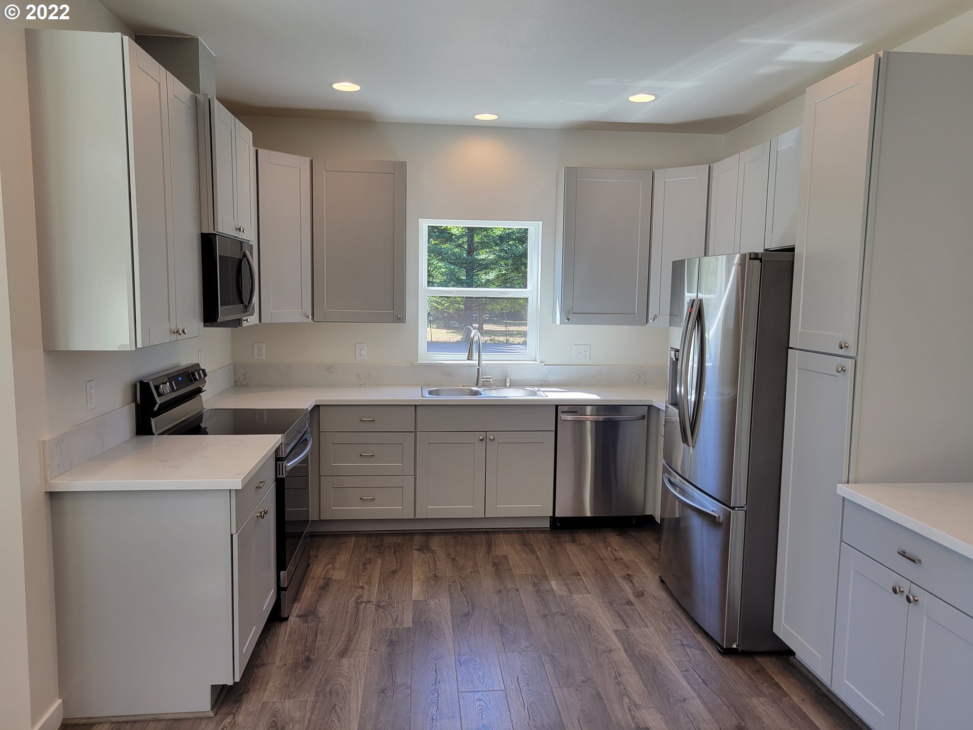 1651 Metzger Road Carson, WA 98610 - Photo 8 of 25 Kitchen
