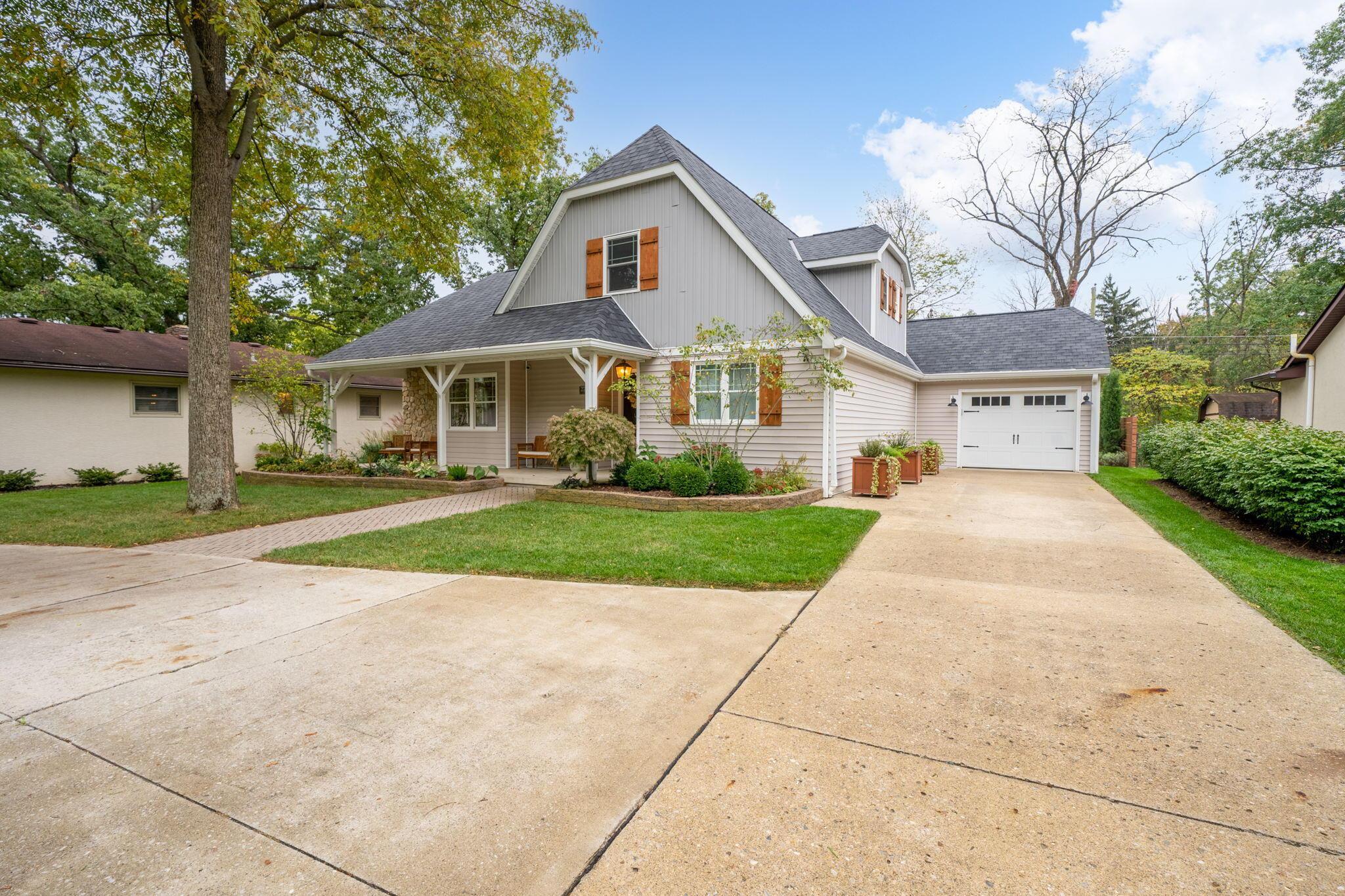2749 Minerva Lake Road Columbus, OH 43231 - Photo 2 of 100 2-web-or-mls-DSC06019-HDR-Edit