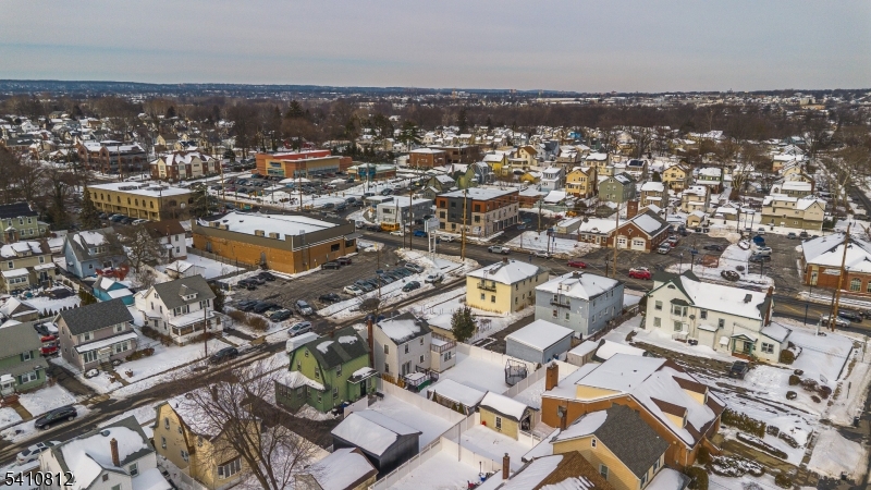 985 Arnet Avenue Union, NJ 07083 - Photo 18 of 26 an aerial view of multiple house