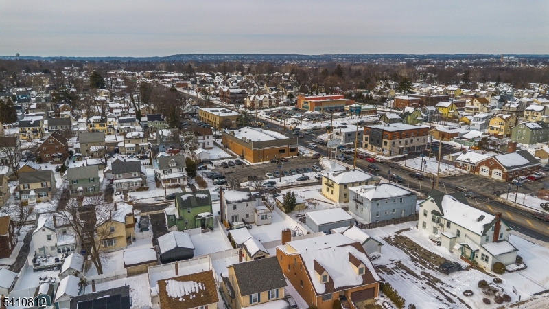985 Arnet Avenue Union, NJ 07083 - Photo 19 of 26 an aerial view of a city with lots of residential buildings