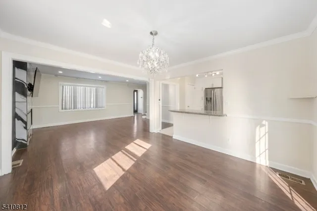 $699,000 | 985 Arnet Avenue, Union, NJ 07083