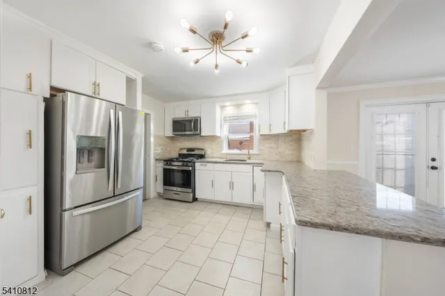 $699,000 | 985 Arnet Avenue, Union, NJ 07083