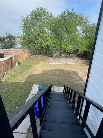 $1,000 | 1628 18th Street, Corpus Christi, TX 78404