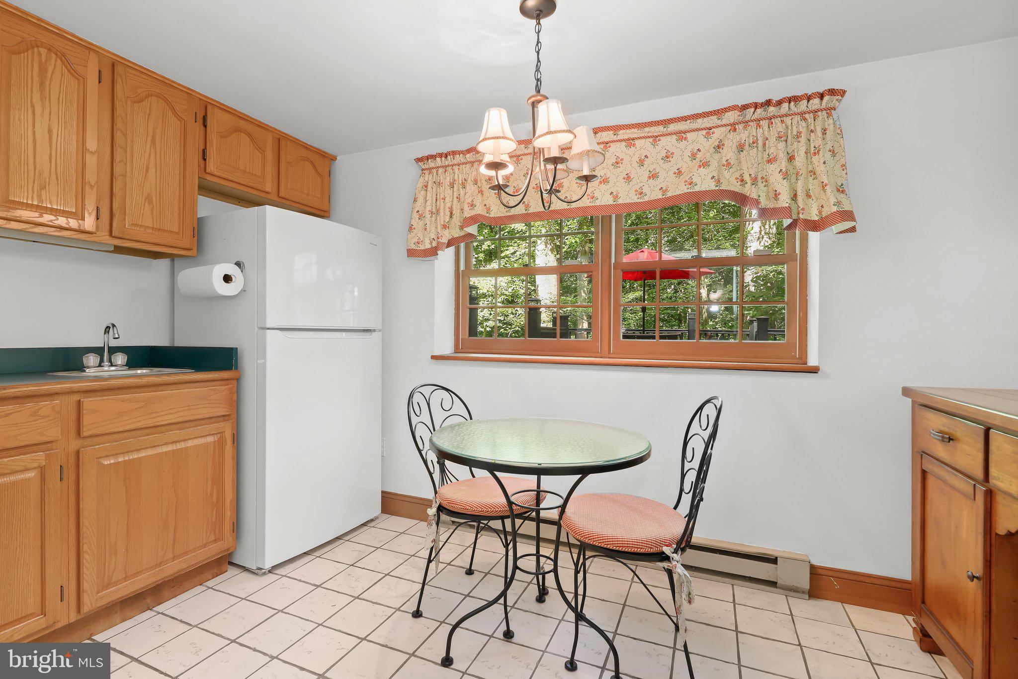 3903 Dance Mill Road Phoenix, MD 21131 - Photo 47 of 79 Kitchenette