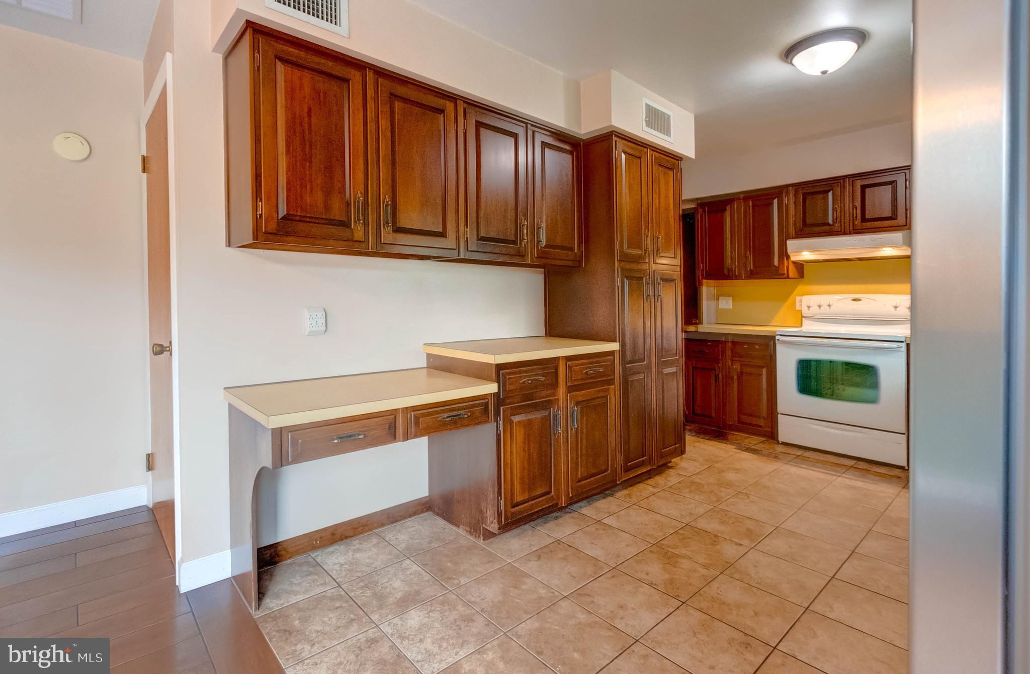 2409 Stoverstown Road Spring Grove, PA 17362 - Photo 11 of 29