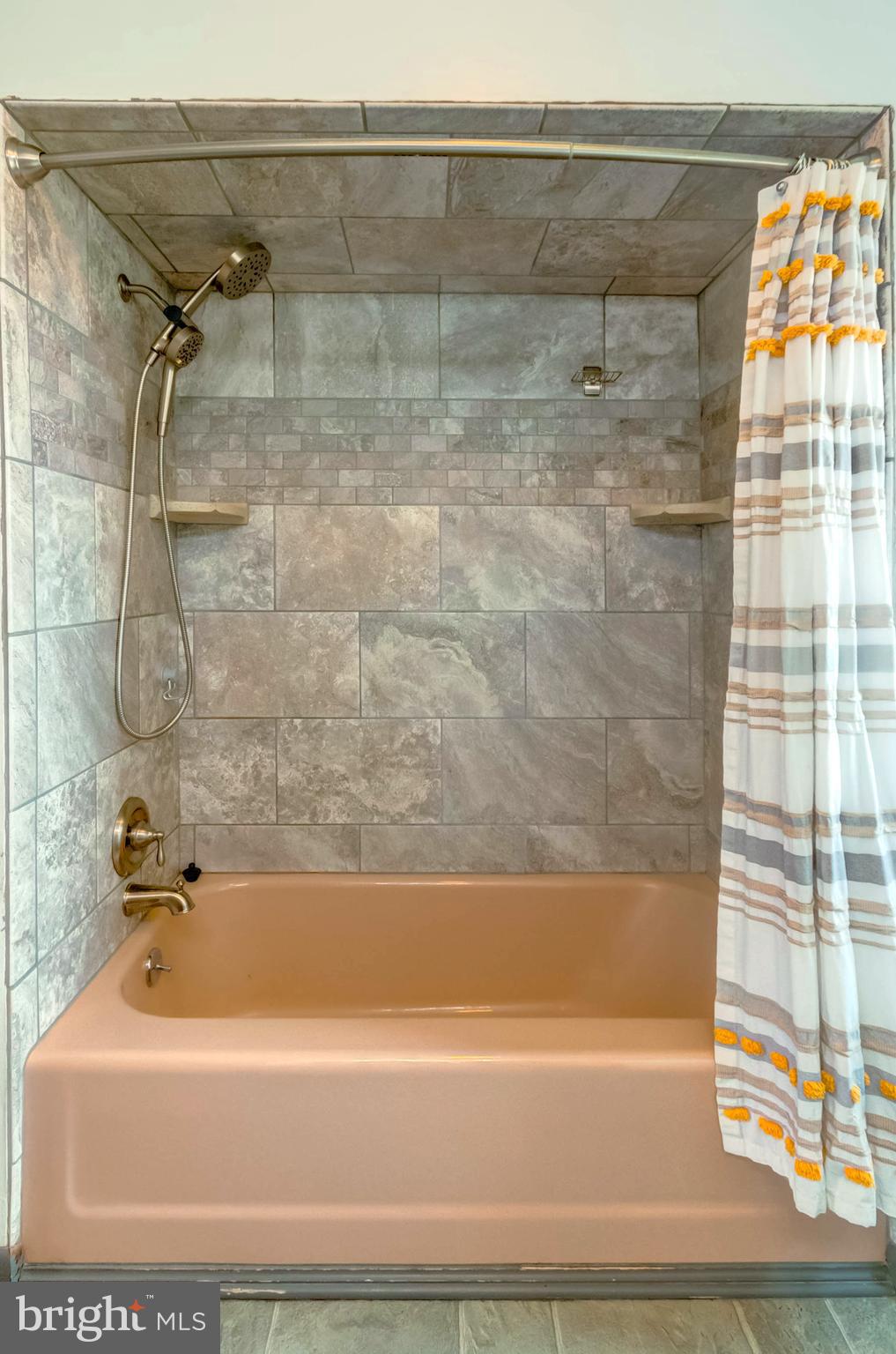 2409 Stoverstown Road Spring Grove, PA 17362 - Photo 16 of 29