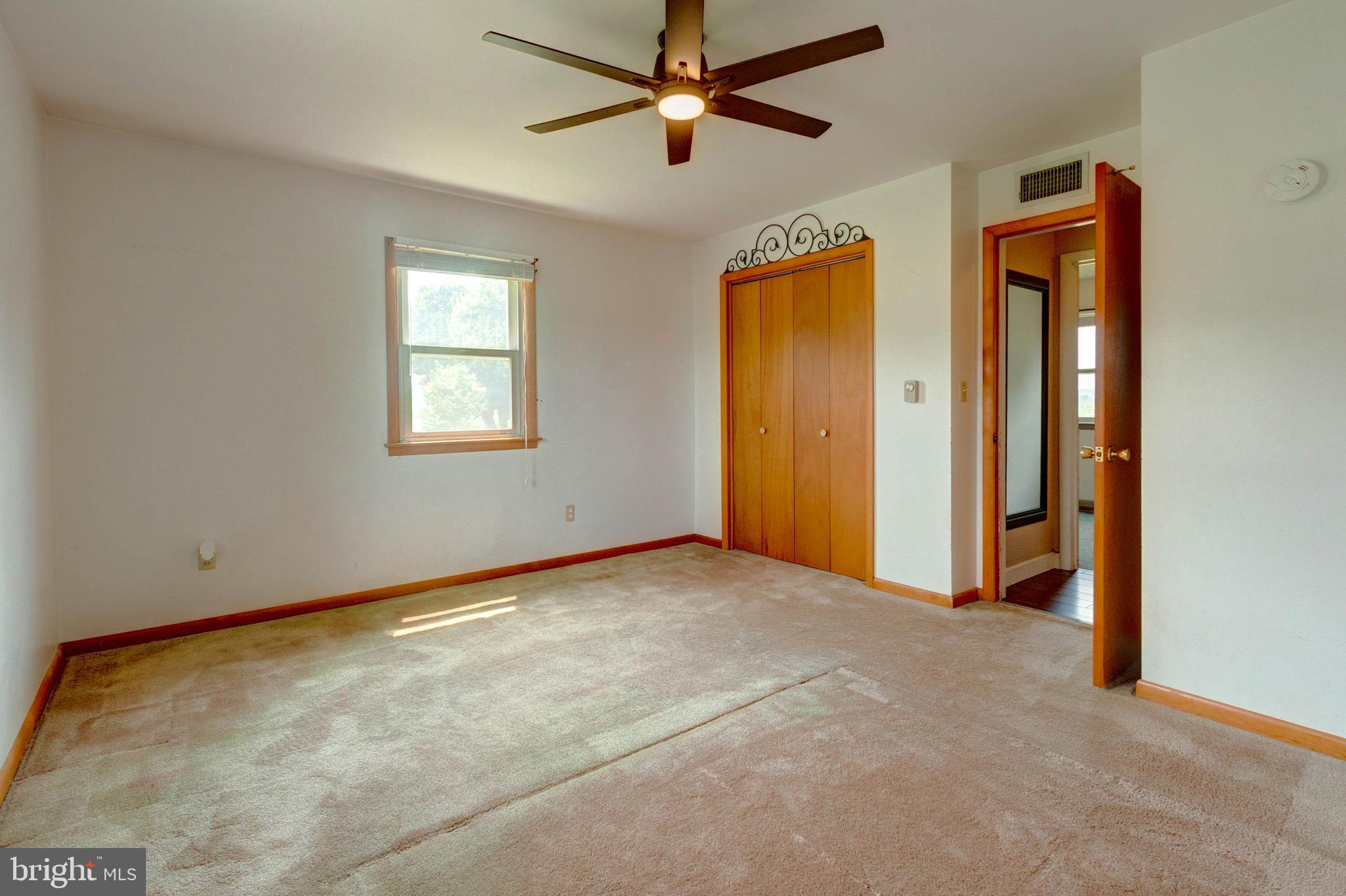 2409 Stoverstown Road Spring Grove, PA 17362 - Photo 18 of 29
