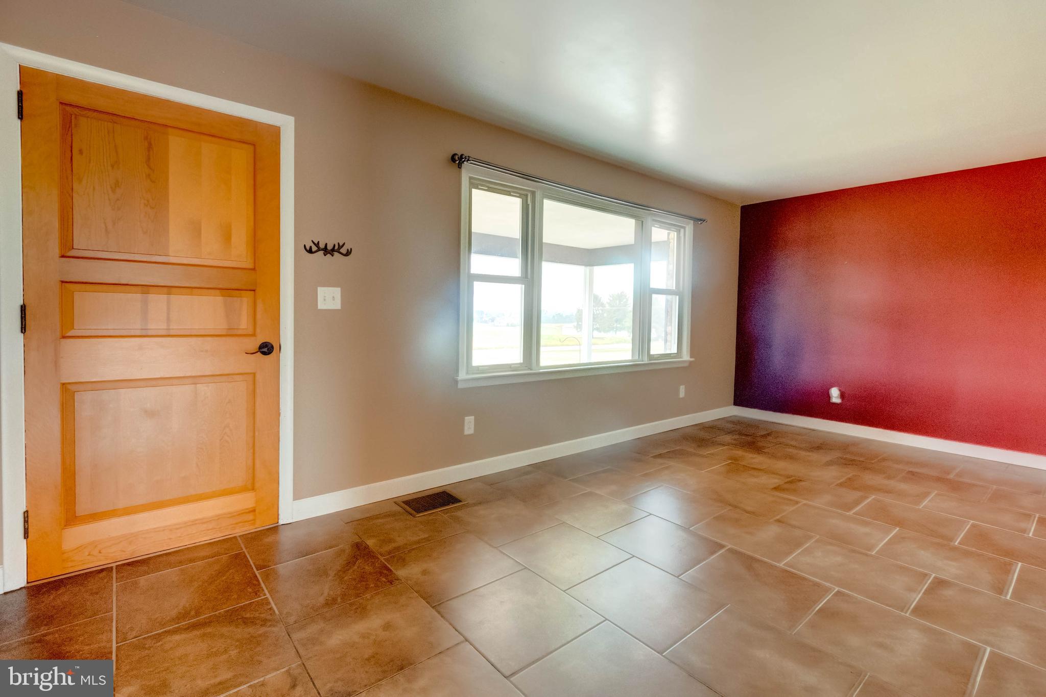 2409 Stoverstown Road Spring Grove, PA 17362 - Photo 6 of 29