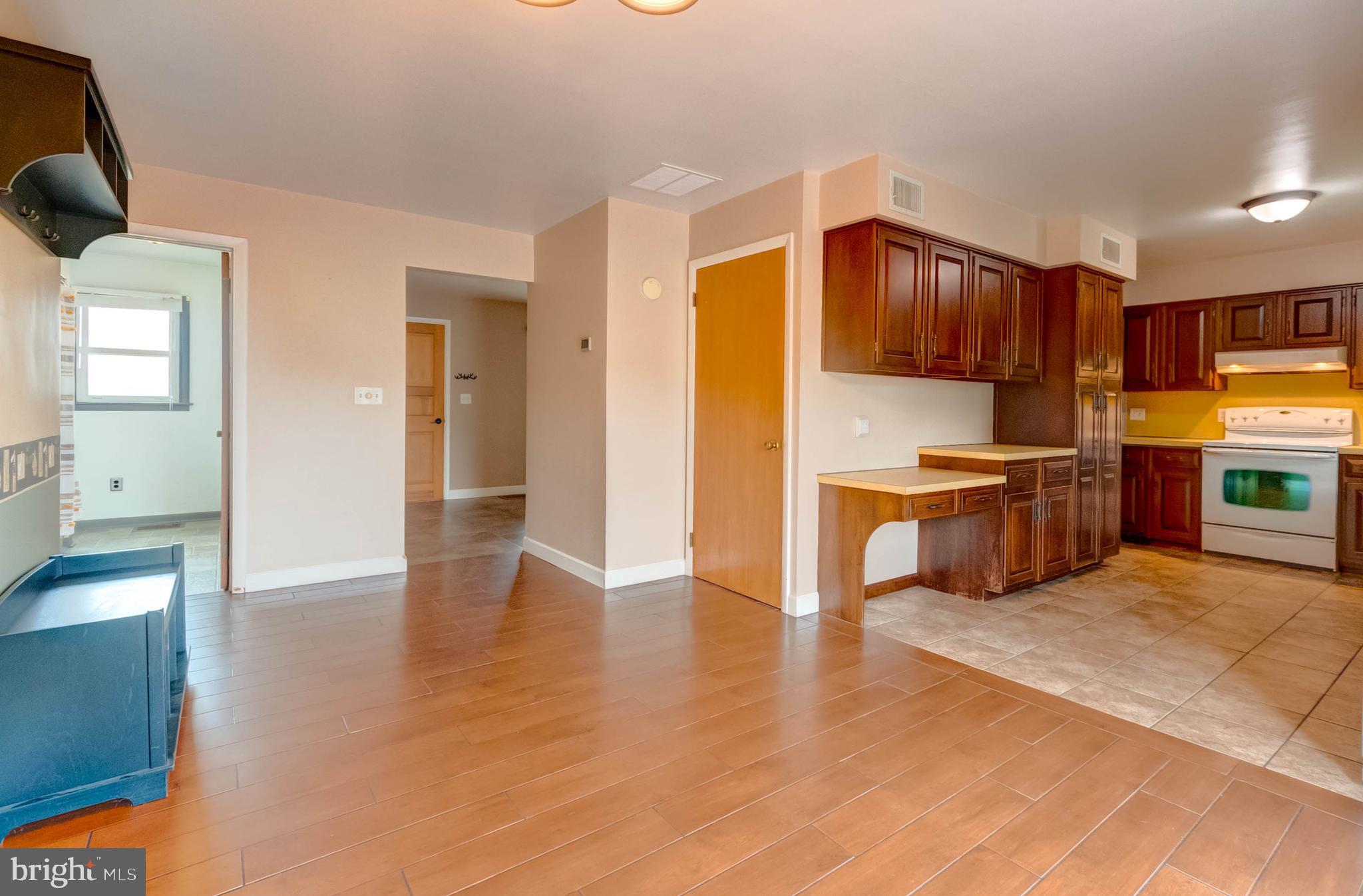 2409 Stoverstown Road Spring Grove, PA 17362 - Photo 9 of 29