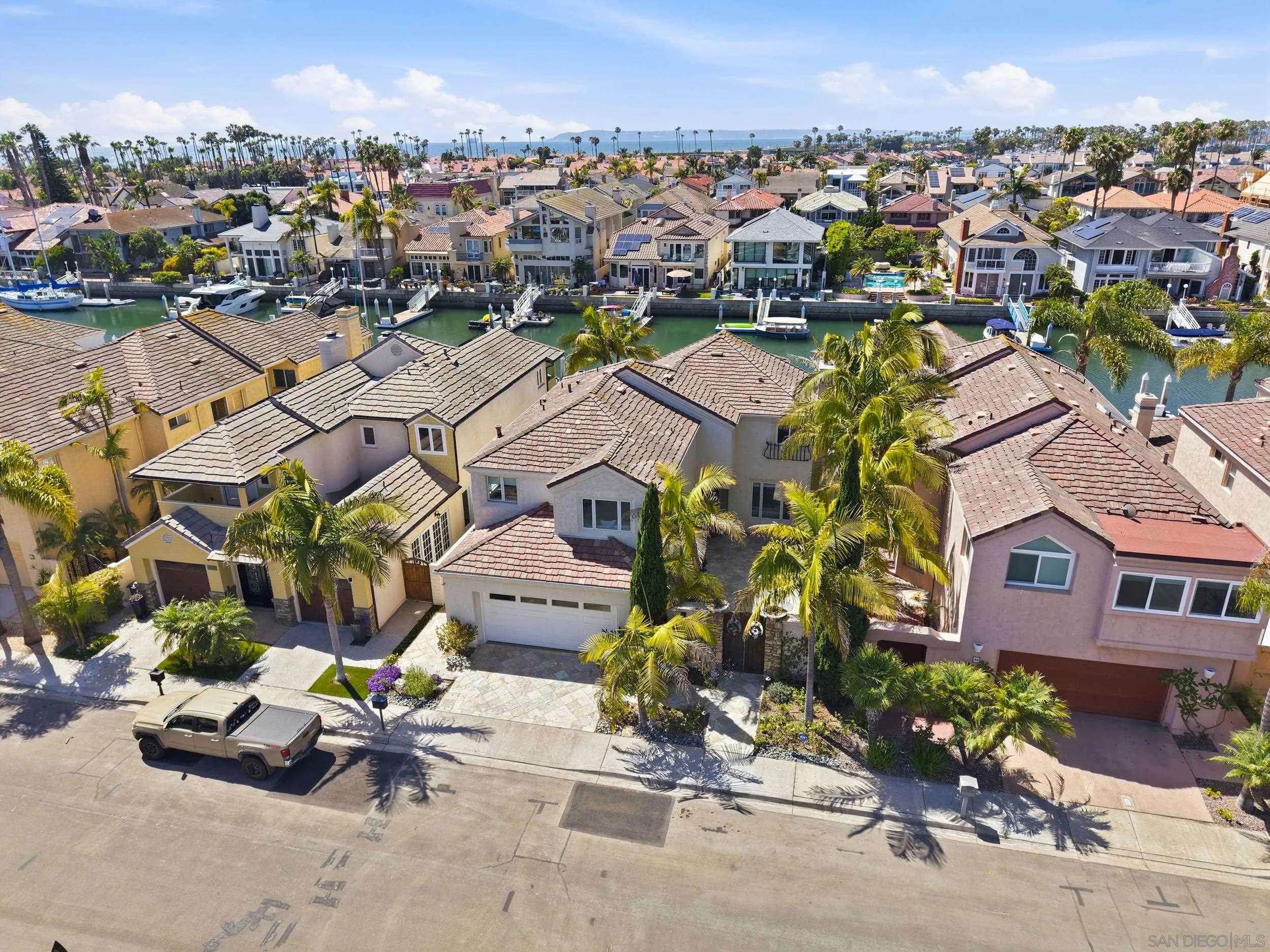 40 Spinnaker Way Coronado, CA 92118 - Photo 7 of 51