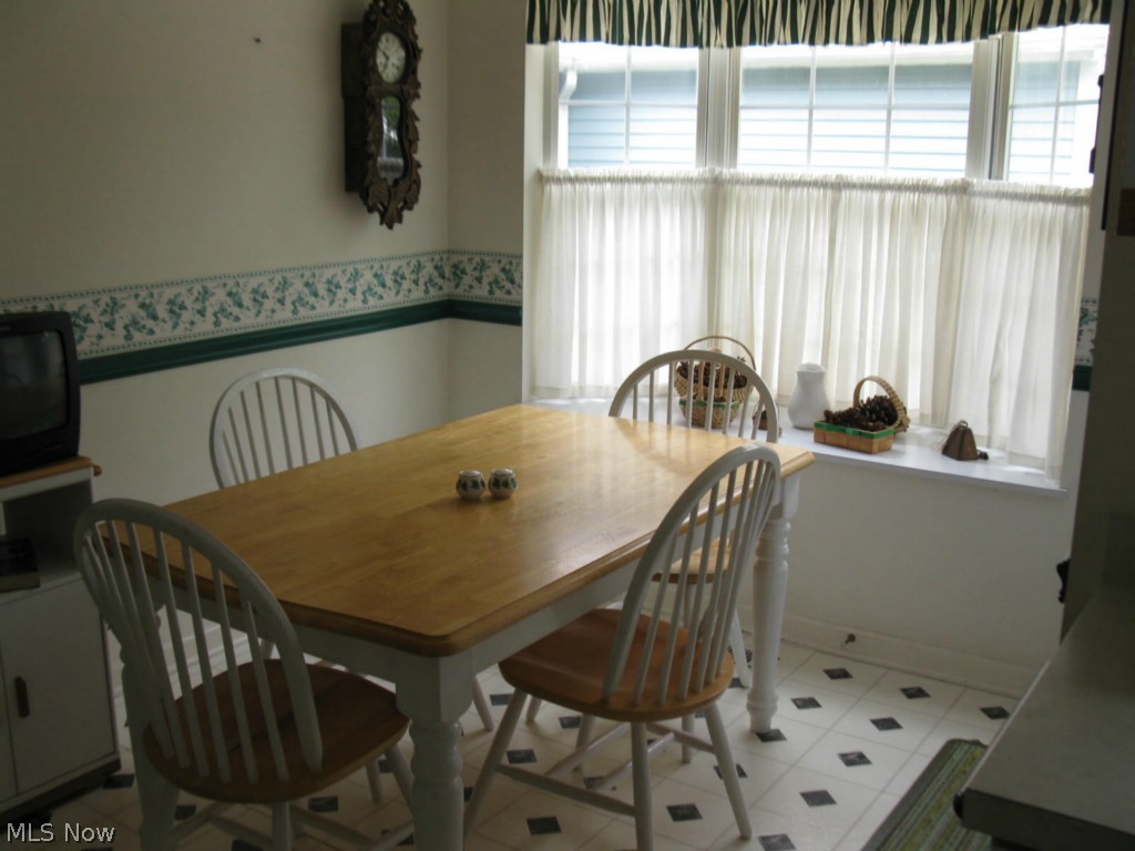 669 Stoney Rdg Lane, Unit 78 Richmond Heights, OH 44143 - Photo 4 of 10