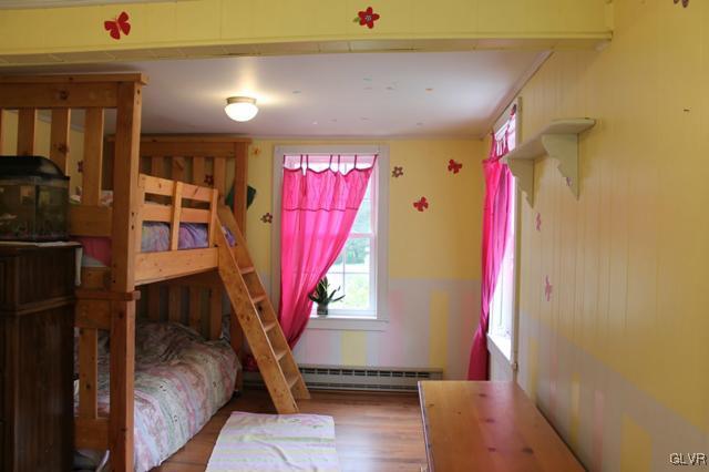552 Interchange Road Kunkletown, PA 18058 - Photo 13 of 20 a view of entryway