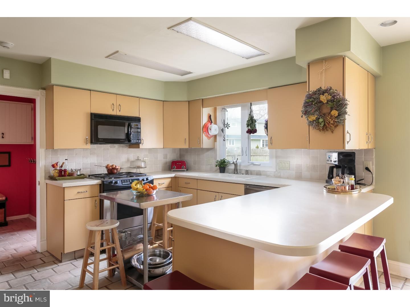 505 Sentinel Road Moorestown, NJ 08057 - Photo 8 of 23