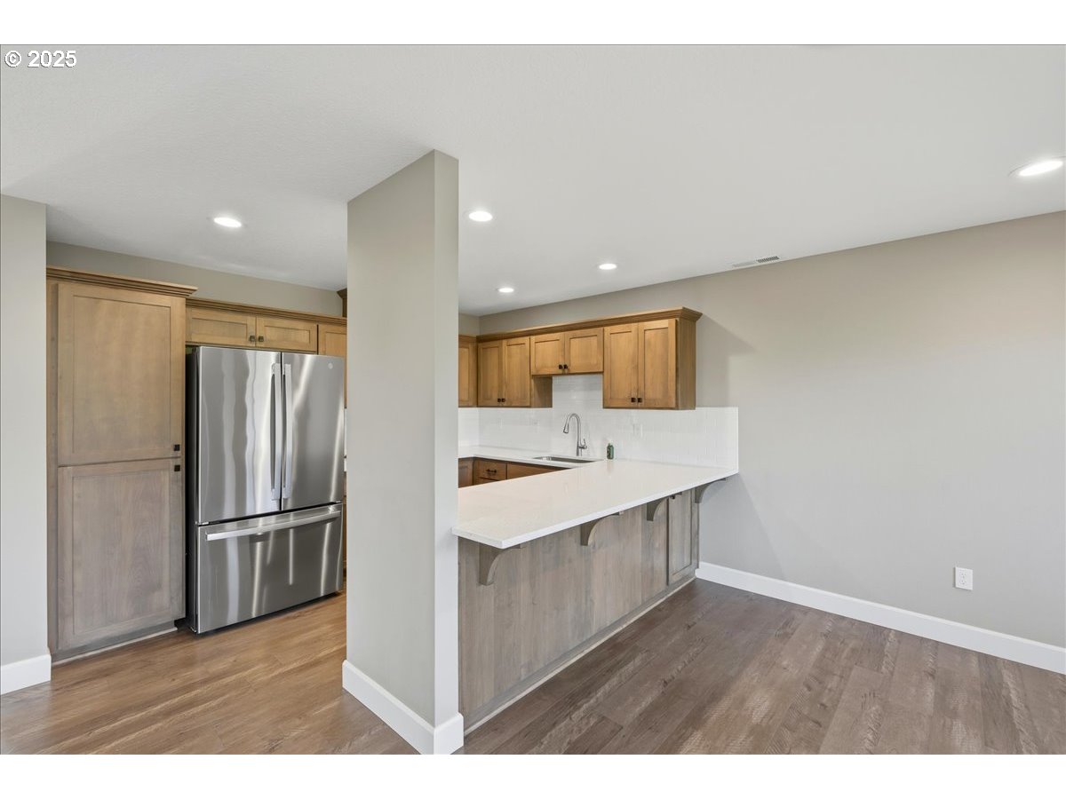 37867 College Street Sandy, OR 97055 - Photo 13 of 33