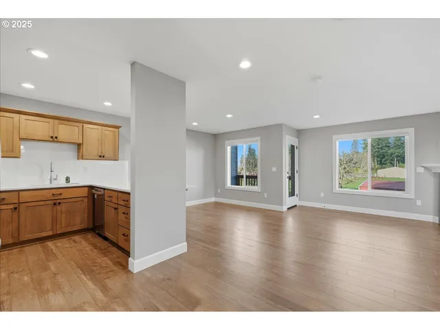 $440,000 | 37867 College Street, Sandy, OR 97055