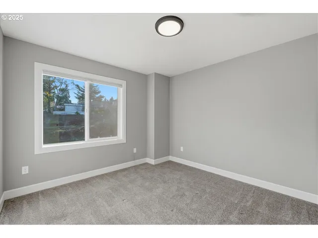 $440,000 | 37867 College Street, Sandy, OR 97055