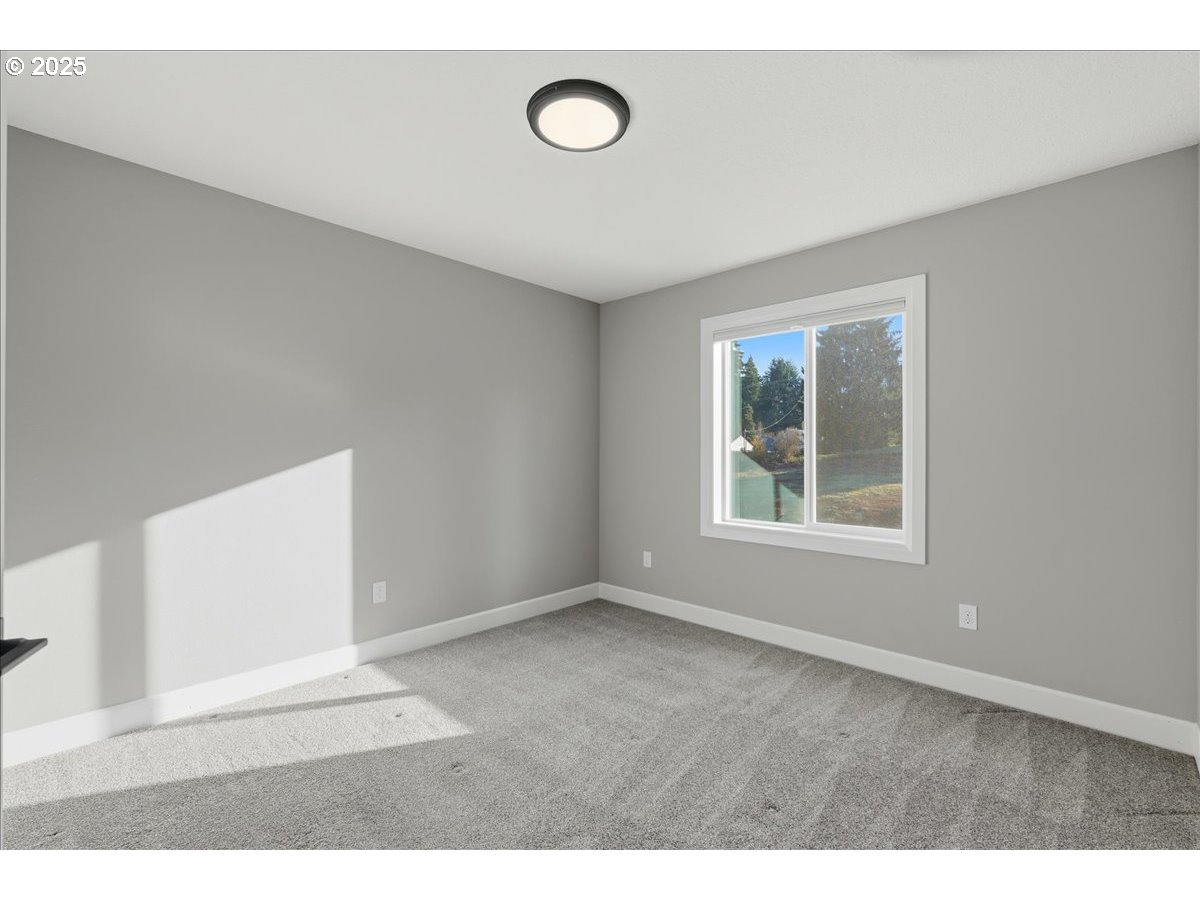 37867 College Street Sandy, OR 97055 - Photo 25 of 33