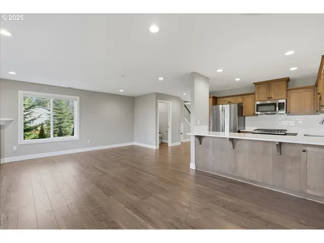 $440,000 | 37867 College Street, Sandy, OR 97055