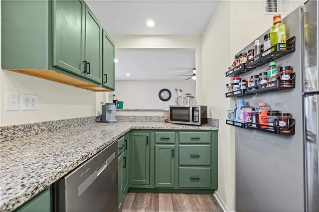 $224,500 | 210 Northeast Maple Street, Lee's Summit, MO 64063