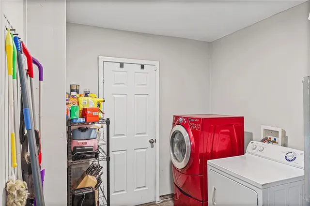 $224,500 | 210 Northeast Maple Street, Lee's Summit, MO 64063