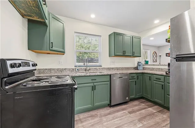 $224,500 | 210 Northeast Maple Street, Lee's Summit, MO 64063