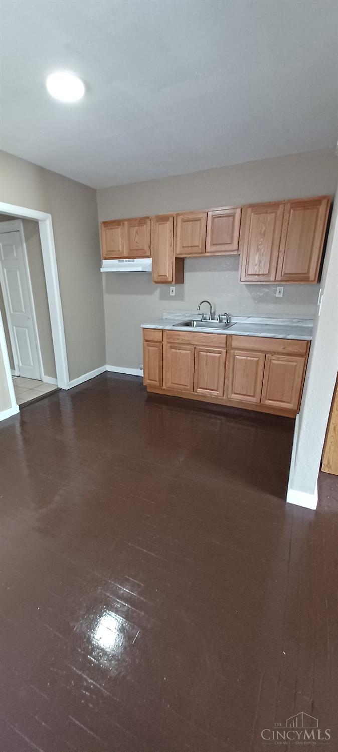 1730 Dale Road Cincinnati, OH 45237 - Photo 5 of 7 Gallery Image 5