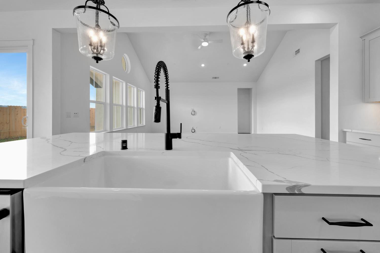 4327 Hooded Crow Way Rancho Cordova, CA 95742 - Photo 11 of 58