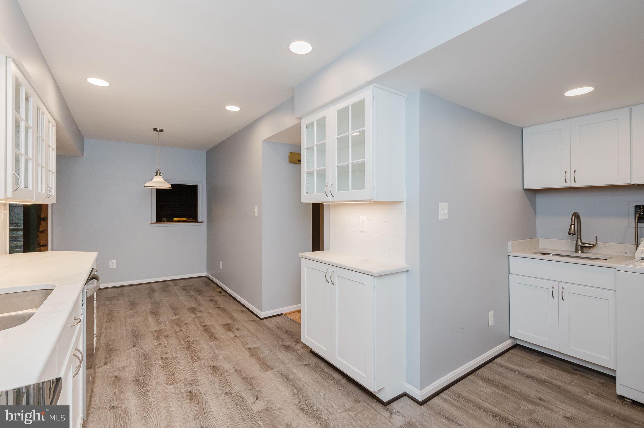 5 Drake Court Baltimore, MD 21286 - Photo 13 of 76 Kitchen 23'4" x 7'8" with Wash Sink