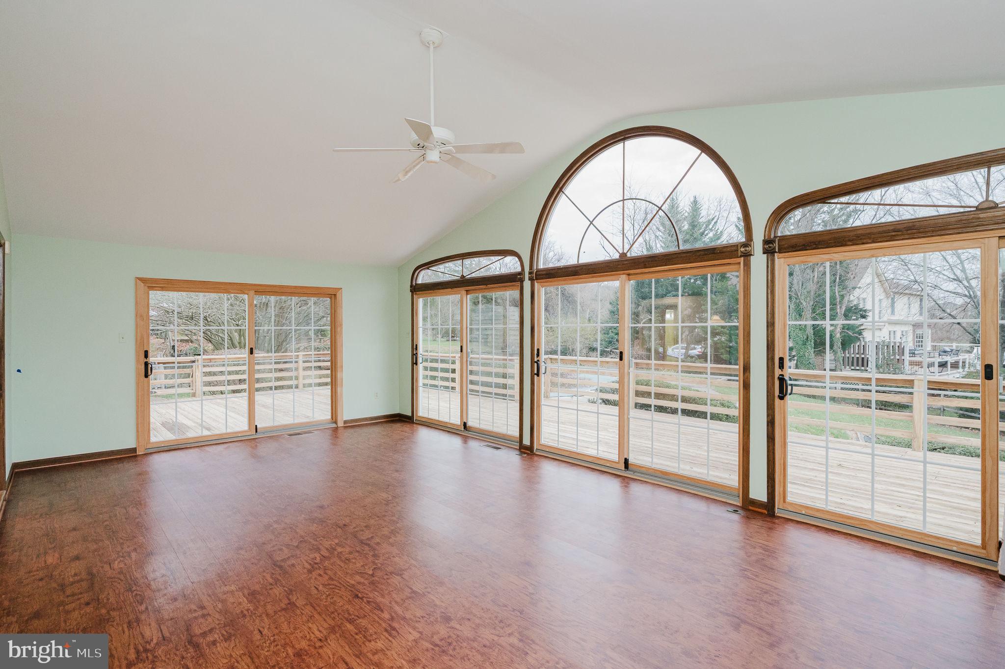 5 Drake Court Baltimore, MD 21286 - Photo 17 of 76 Sunroom with tons of Natural Light 27'10" x 14'7"