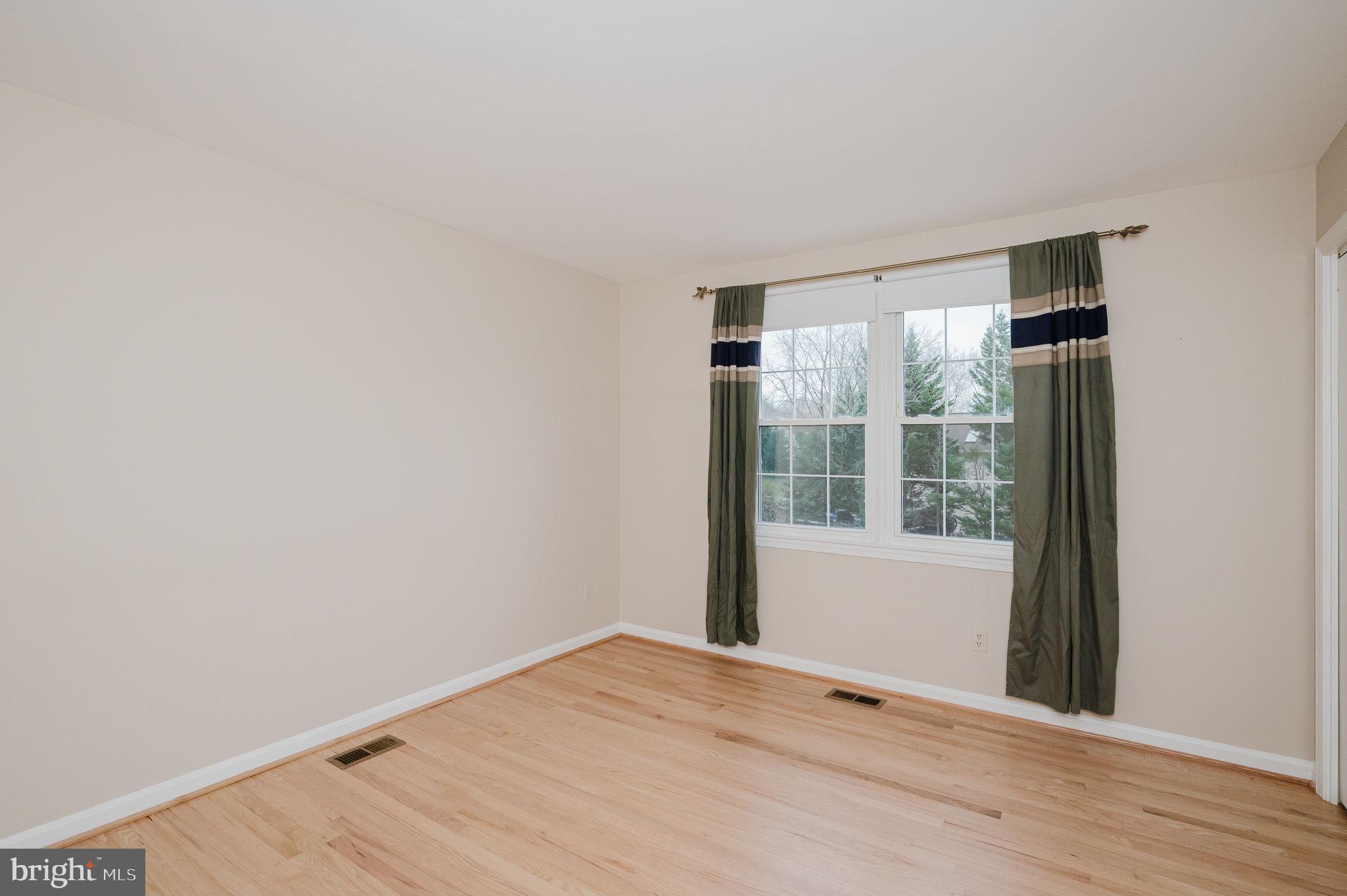 5 Drake Court Baltimore, MD 21286 - Photo 34 of 76 Third Bedroom 13'11" x 12'9"