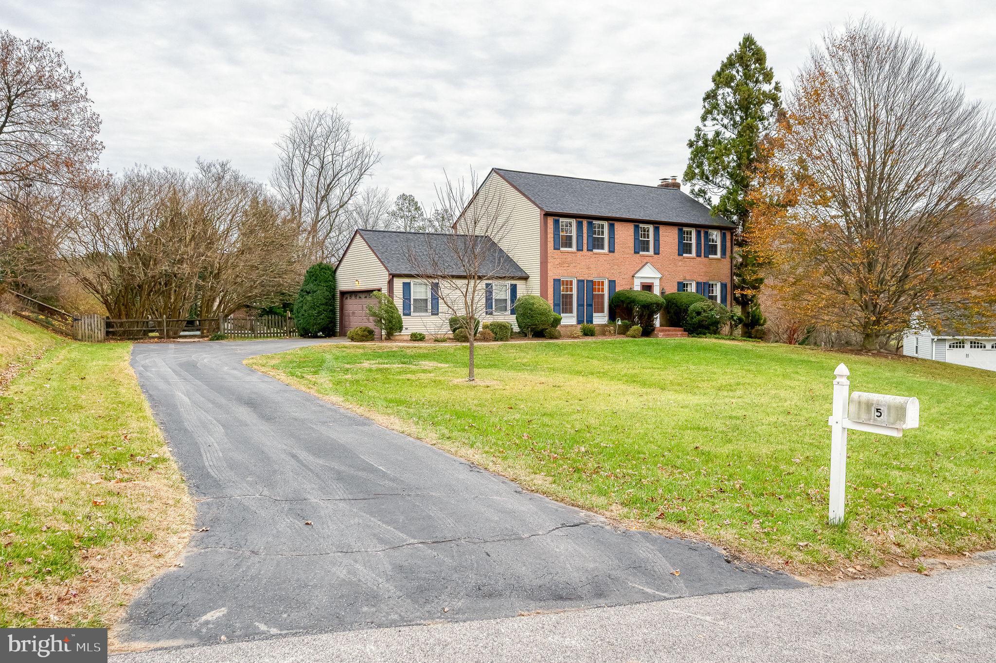 5 Drake Court Baltimore, MD 21286 - Photo 4 of 76 Long Driveway