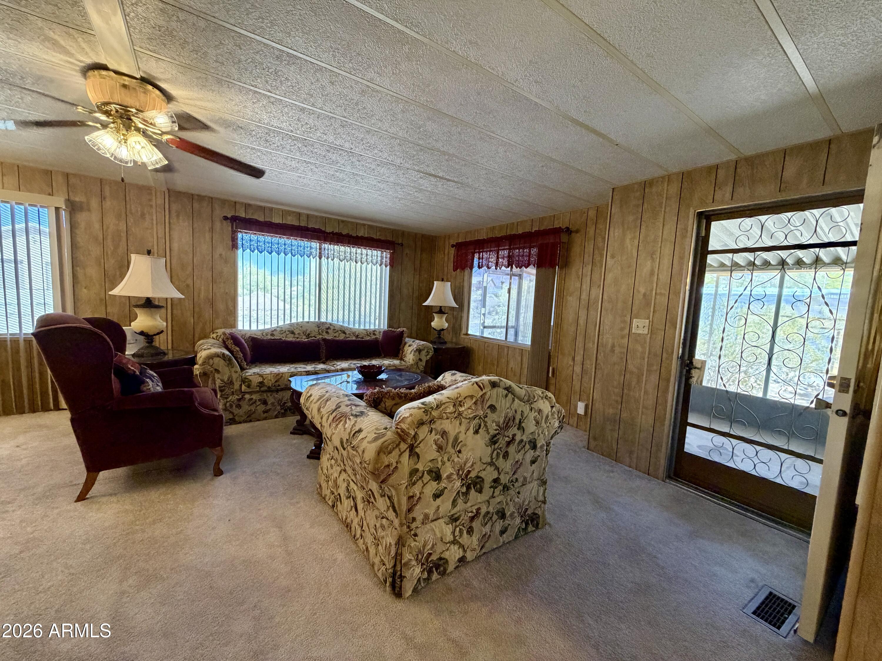 939 North Acacia Road, Unit 9 Apache Junction, AZ 85119 - Photo 15 of 36 Living Room