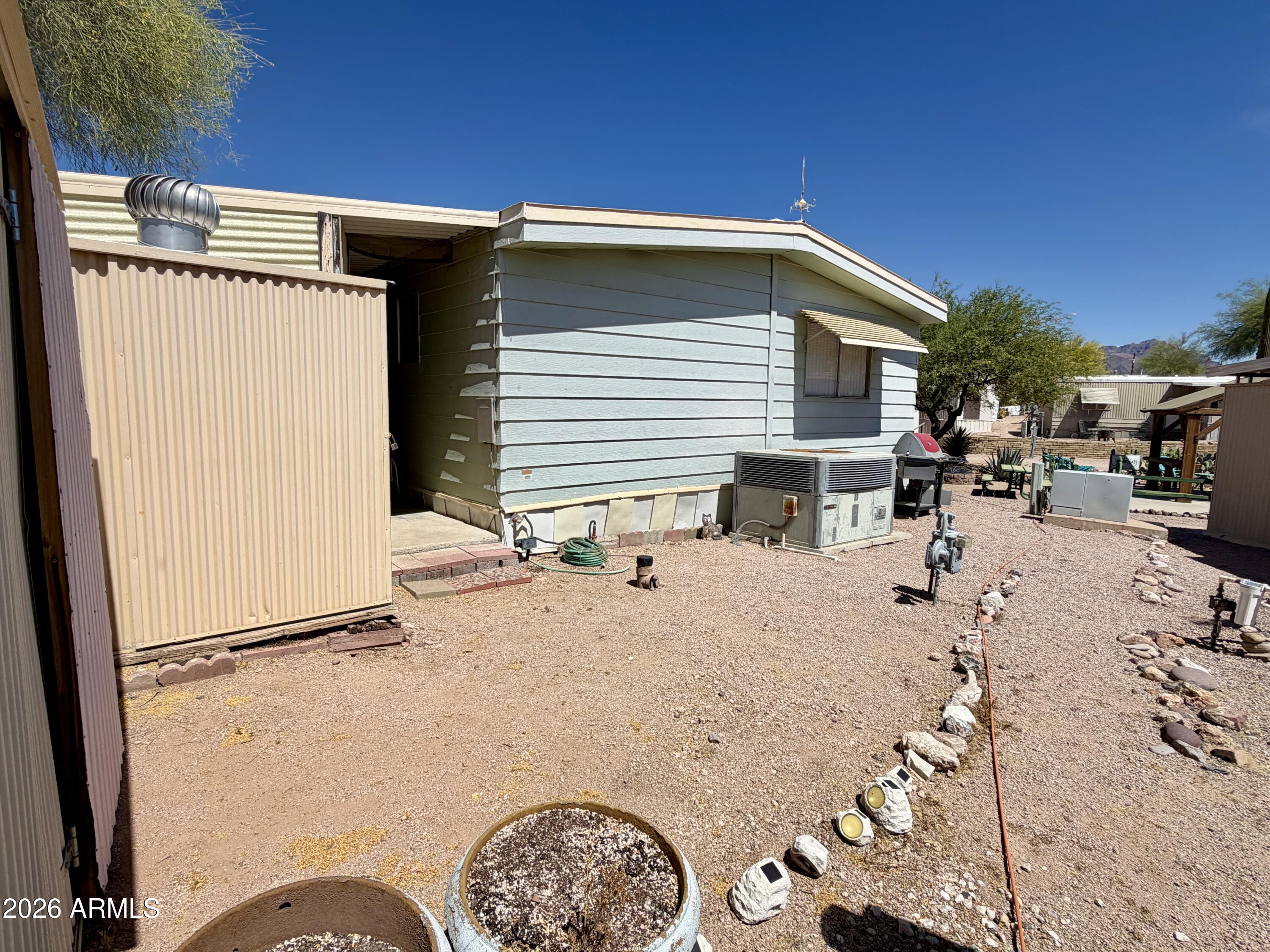 939 North Acacia Road, Unit 9 Apache Junction, AZ 85119 - Photo 30 of 36 Backyard