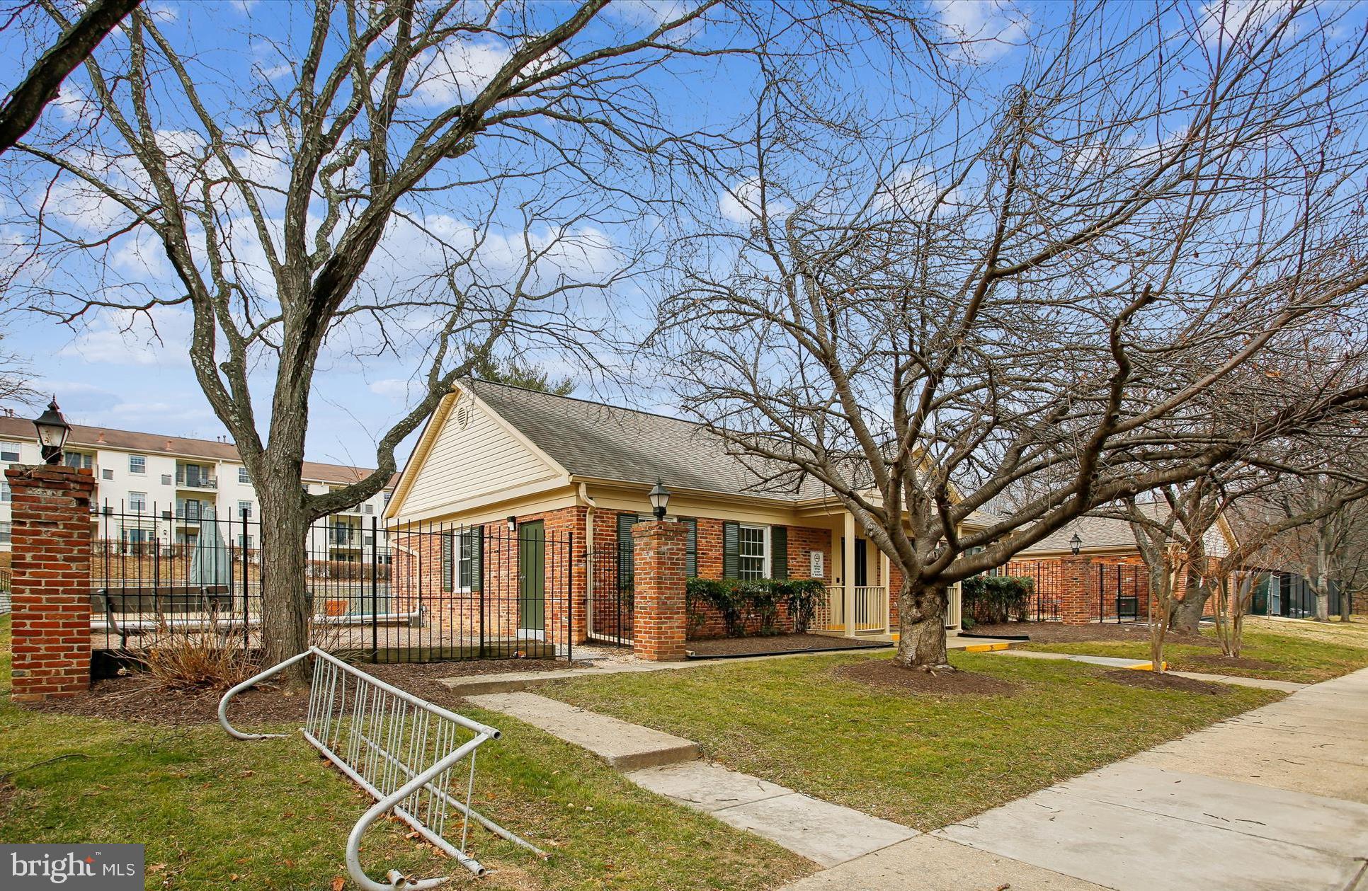 5818 Torington Drive, Unit 859 Springfield, VA 22152 - Photo 43 of 46 a view of a yard in front of house
